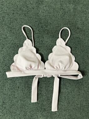 Marysia Santa Clara Bikini Top size L Blush Pink Scalloped Tie Back